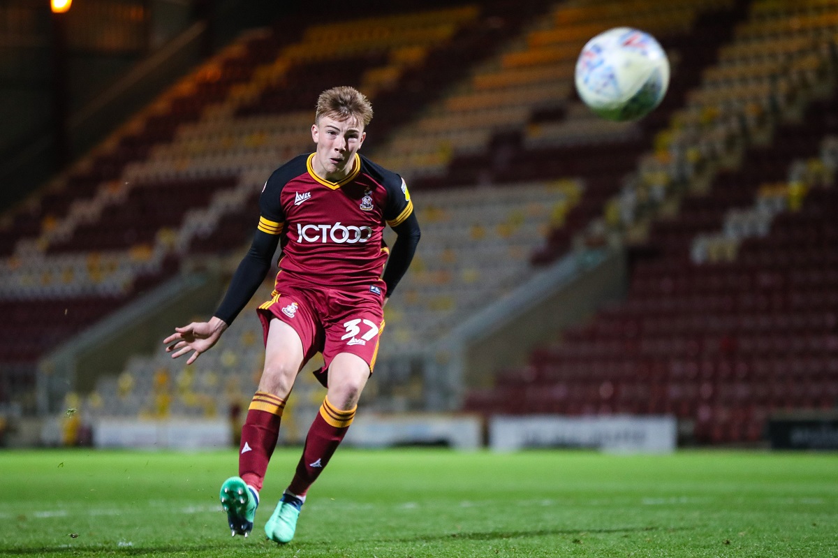 Bradford City Goldthorp Fires Winning Penalty Bradford Telegraph And Argus