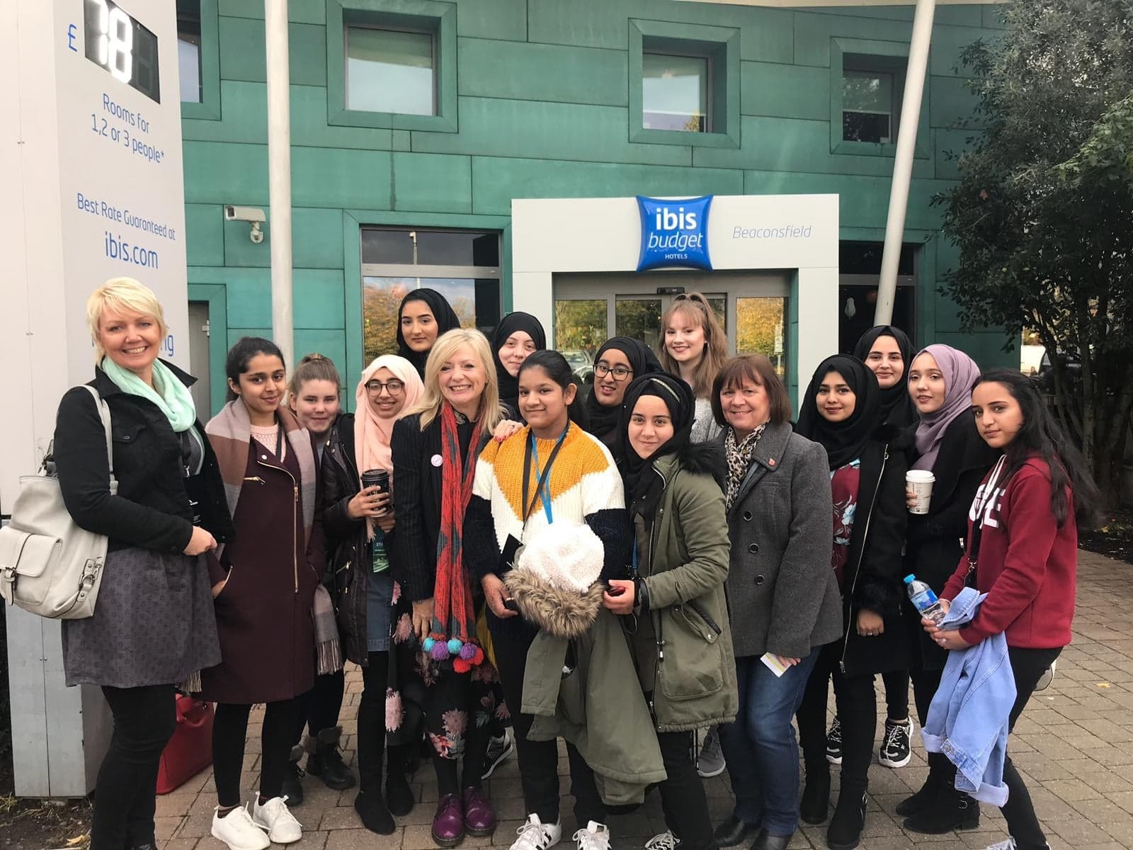 Batley Girls High School Students And Tracy Brabin Visit Pinewood Studios Bradford Telegraph And Argus